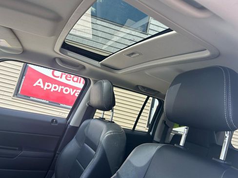 Used 2016 Jeep Patriot High Altitude AWD/4WD image 18