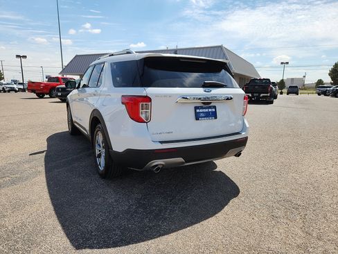 Certified 2023 Ford Explorer Limited w/ Equipment Group 301A image 5
