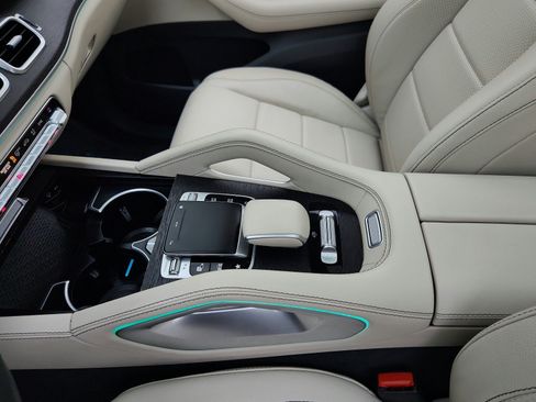 Certified 2020 Mercedes-Benz GLS 450 4MATIC image 18