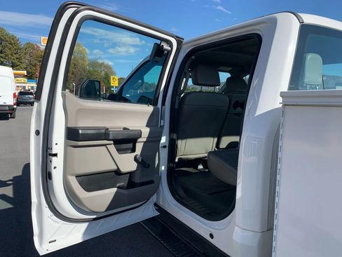 Used 2017 Ford F350 XL image 29