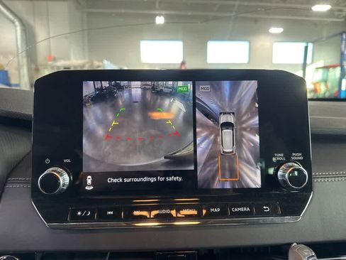 Used 2023 Mitsubishi Outlander SE image 13