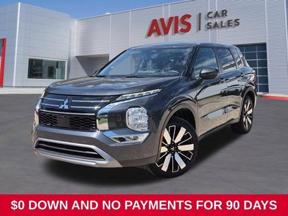 Used 2025 Mitsubishi Outlander SE
