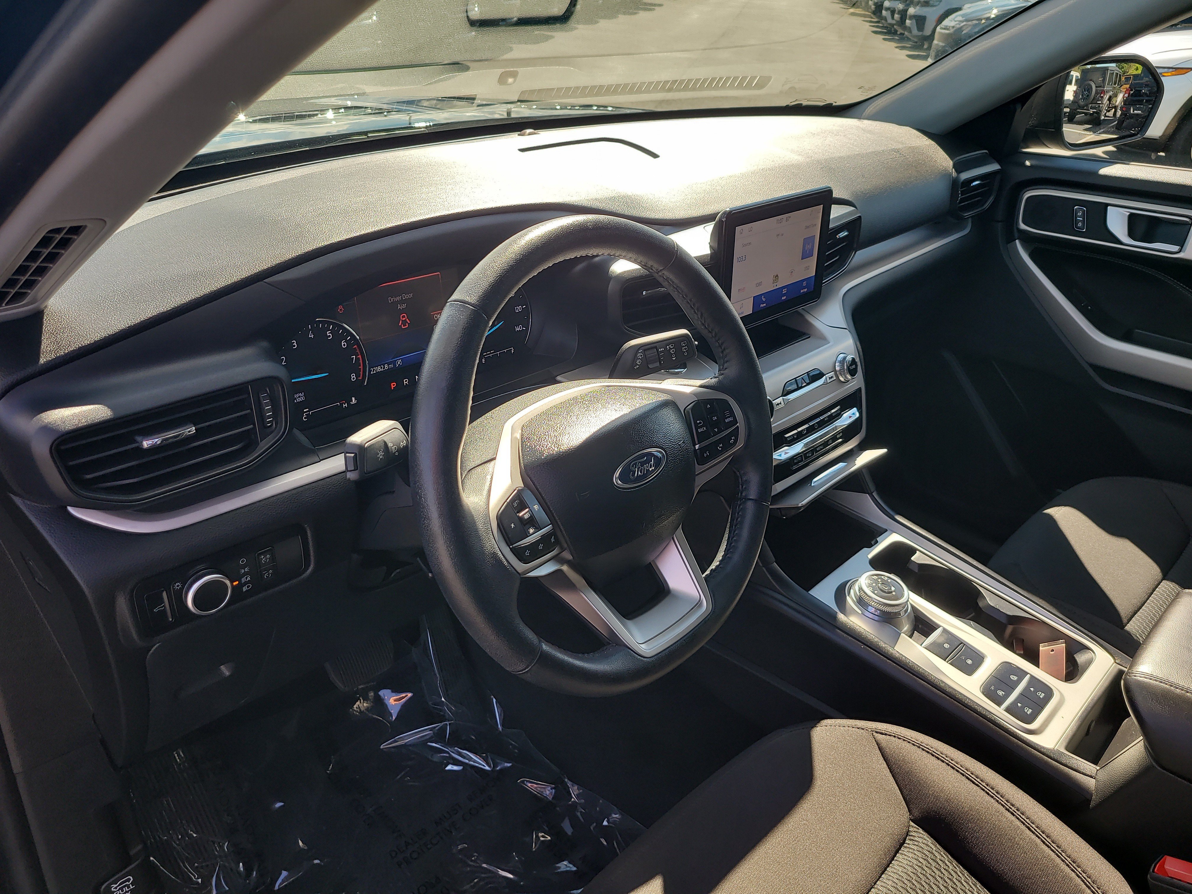 Used 2023 Ford Explorer XLT RWD image 20