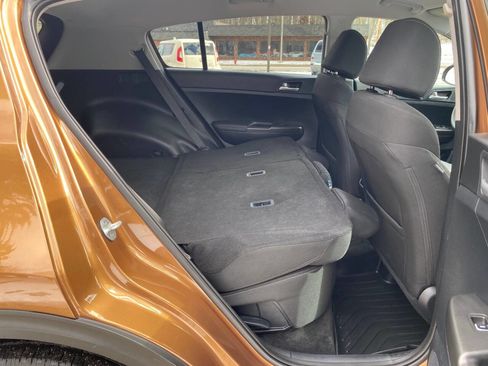 Used 2021 Kia Sportage LX image 35