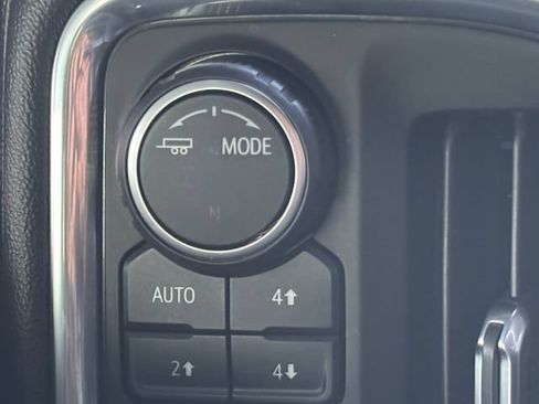 Used 2021 Chevrolet Silverado 1500 LT Trail Boss w/ Convenience Package II AWD/4WD image 34