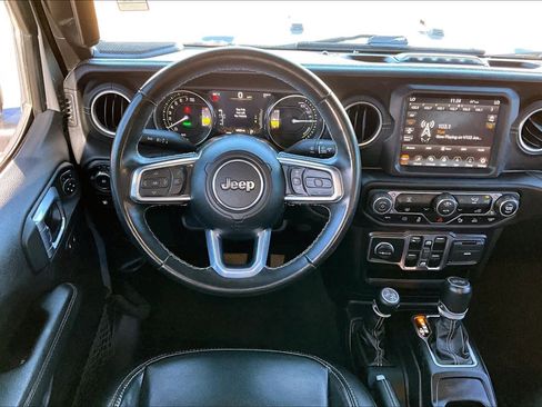 Used 2021 Jeep Wrangler Unlimited Sahara w/ Safety Group image 5