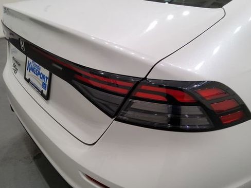 Used 2023 Honda Accord LX image 7