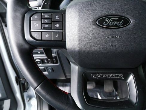 Used 2025 Ford F150 Raptor AWD/4WD image 10