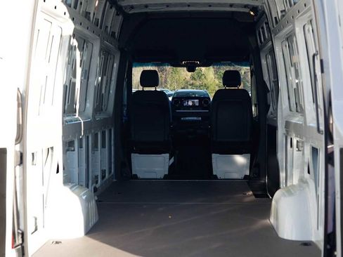 New 2026 Mercedes-Benz Sprinter 2500 image 16