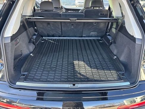 Used 2023 Audi Q7 3.0T Premium w/ Convenience Package image 34