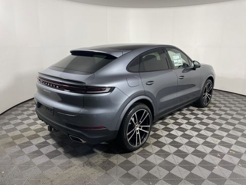 New 2026 Porsche Cayenne Coupe AWD/4WD image 7