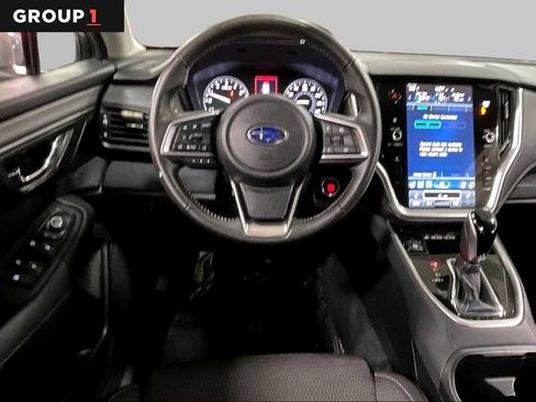 Used 2025 Subaru Outback Premium AWD/4WD image 6