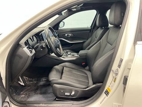 Used 2020 BMW 330i xDrive Sedan w/ Driving Assistance Package image 9