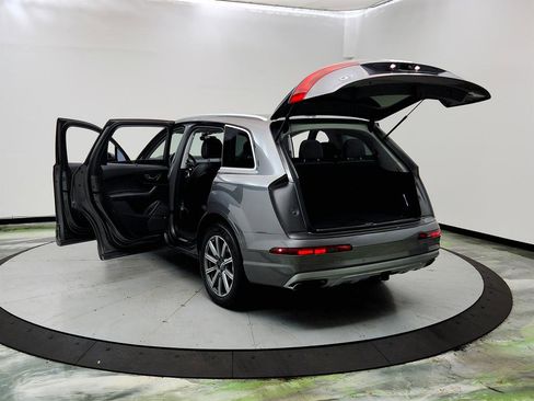 Used 2018 Audi Q7 3.0T Prestige AWD/4WD image 12