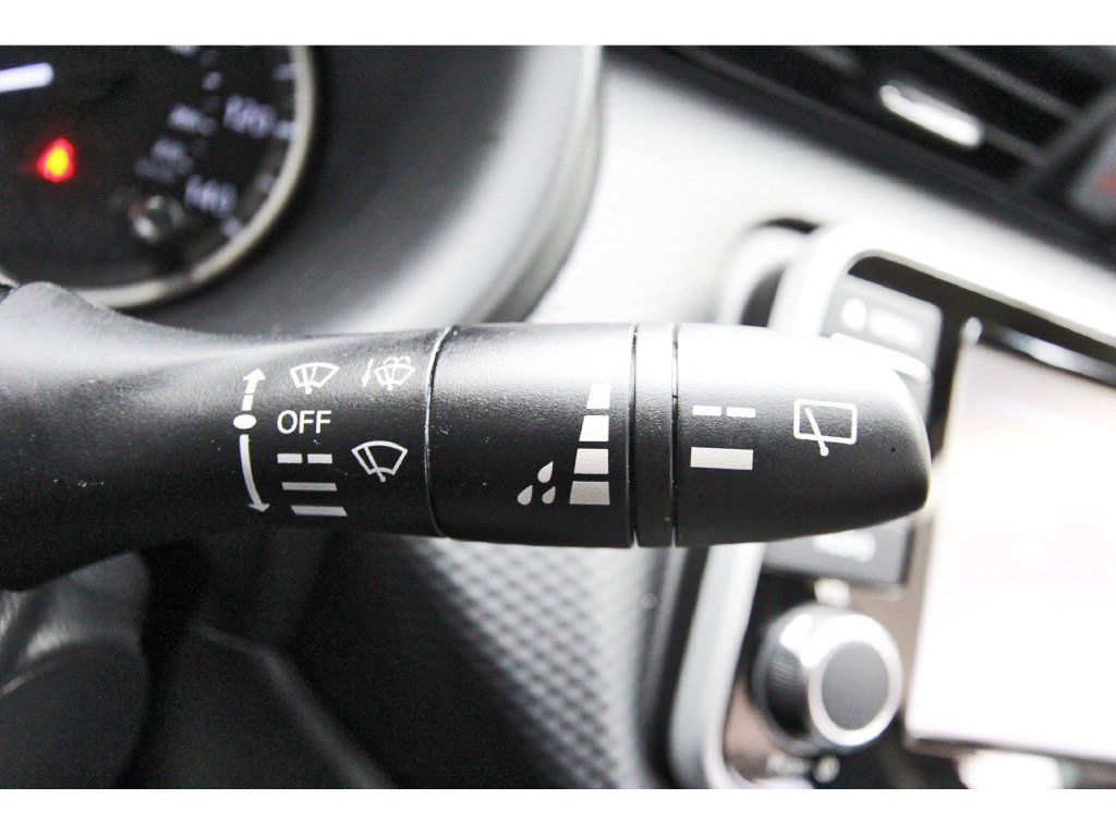 Certified 2025 Nissan Kicks Play S FWD image 16