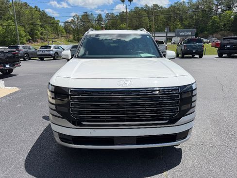 Used 2026 Hyundai Palisade Calligraphy FWD image 9