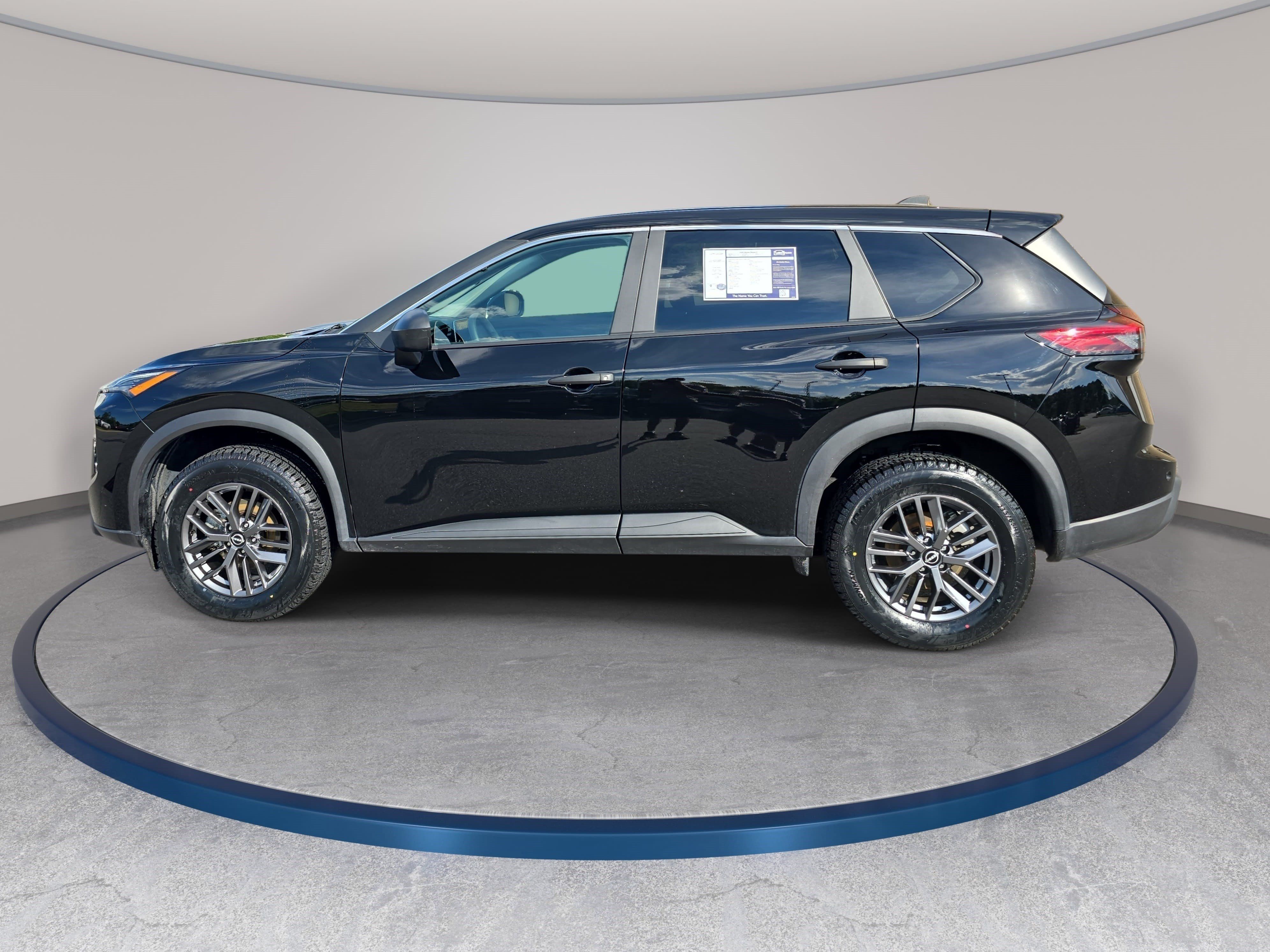 Used 2025 Nissan Rogue S AWD/4WD image 8