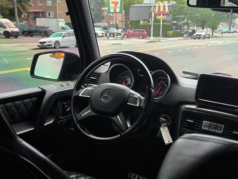 Used 2016 Mercedes-Benz G 63 AMG 4MATIC image 47