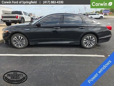 Used 2019 Honda Accord Touring image 8