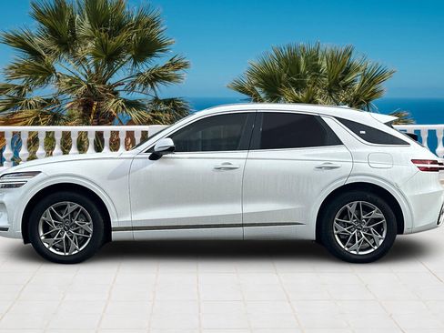 Used 2023 Genesis GV70 2.5T w/ Select Package image 8