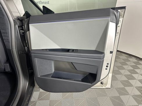 Used 2024 Tesla Cybertruck AWD Crew Cab image 16