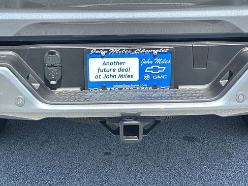 New 2026 GMC Canyon Elevation w/ Convenience Package image 29