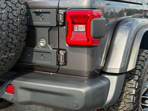 Used 2026 Jeep Wrangler Unlimited Rubicon AWD/4WD image 20