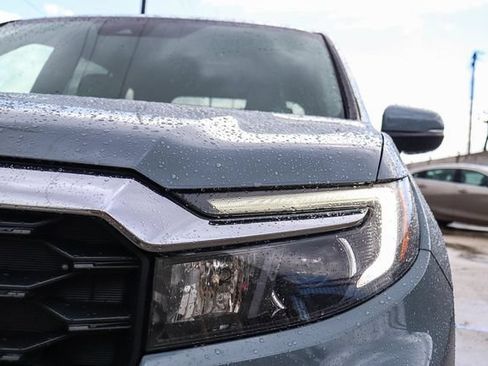 Used 2023 Honda Passport EX-L image 9