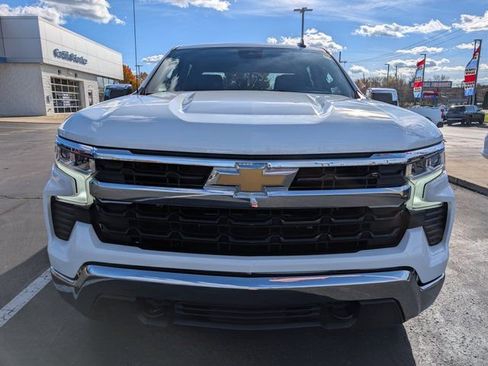Used 2024 Chevrolet Silverado 1500 LT image 8