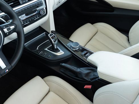 Used 2018 BMW 440i xDrive Convertible AWD/4WD image 35