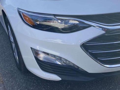 Used 2024 Chevrolet Malibu LT FWD image 3