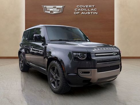 Used 2024 Land Rover Defender 110 X-Dynamic SE AWD/4WD image 6