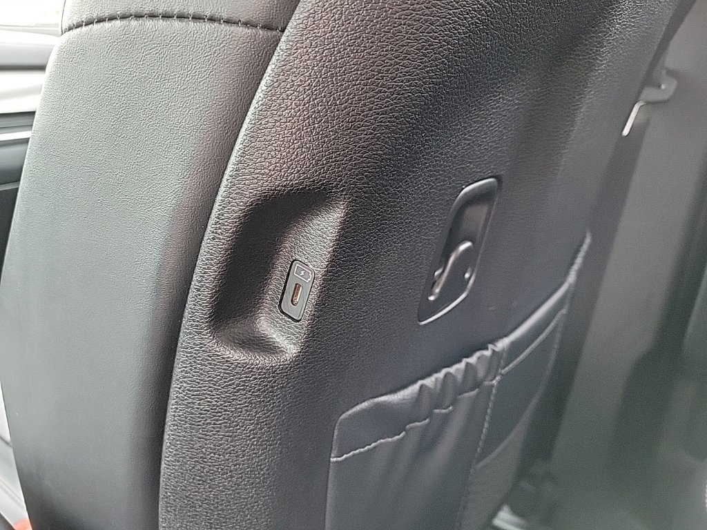 Used 2025 Kia Telluride S AWD/4WD image 21