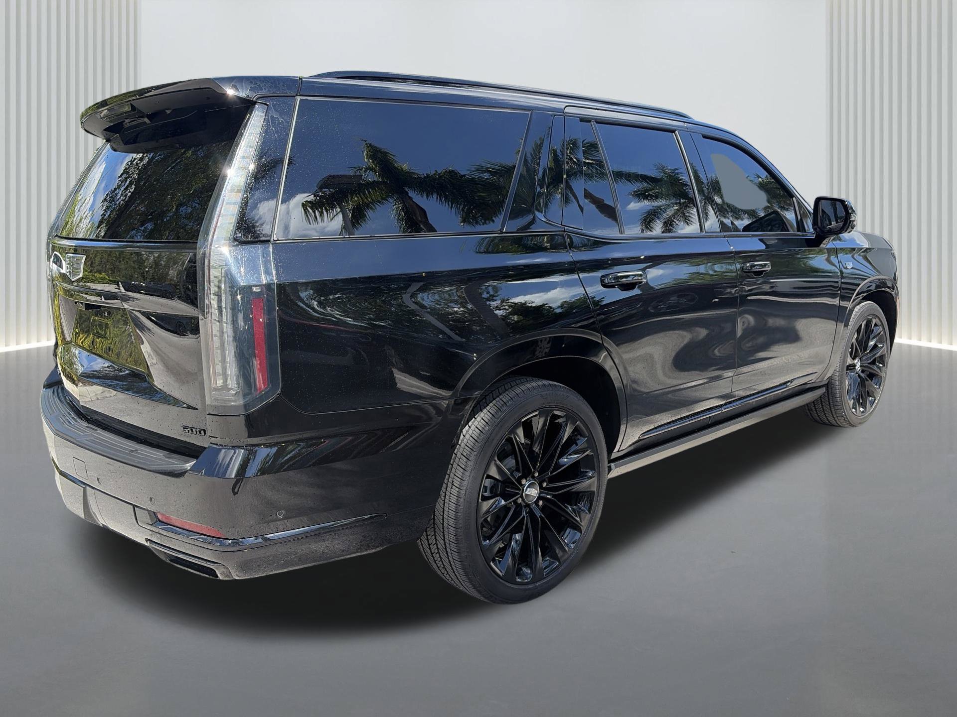 Used 2026 Cadillac Escalade Platinum Sport w/ LPO, ONYX Package AWD/4WD image 5