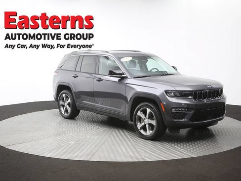 Used 2023 Jeep Grand Cherokee 4WD 4xe image 54