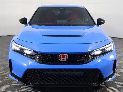 Used 2023 Honda Civic Type R image 2
