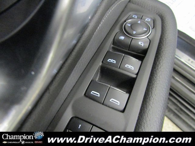 Used 2022 GMC Yukon Denali AWD/4WD image 27