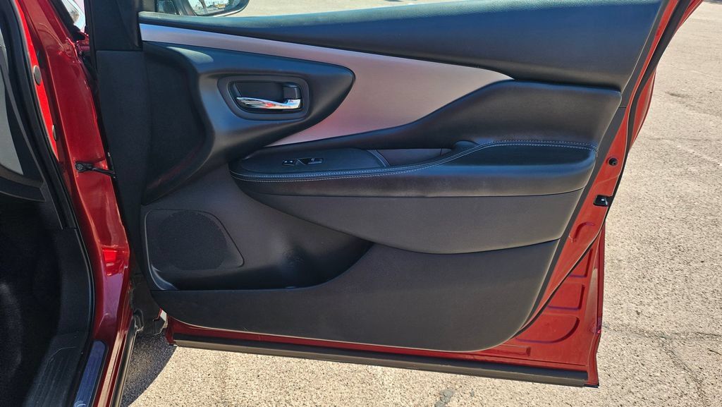 Used 2019 Nissan Murano S w/ Cargo Package FWD image 18
