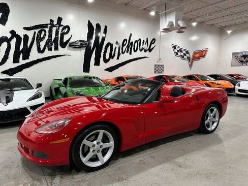 Used 2005 Chevrolet Corvette Convertible w/ Preferred Equipment Group RWD image 24