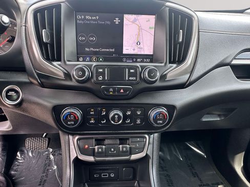 Used 2022 GMC Terrain AT4 w/ Infotainment Package II AWD/4WD image 9
