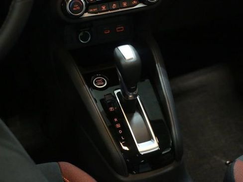 New 2025 Nissan Versa SR image 12