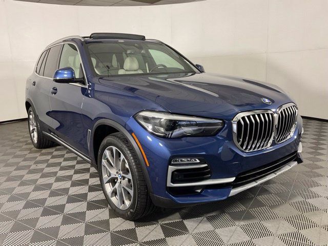 Used 2021 BMW X5 xDrive40i w/ Convenience Package AWD/4WD image 3