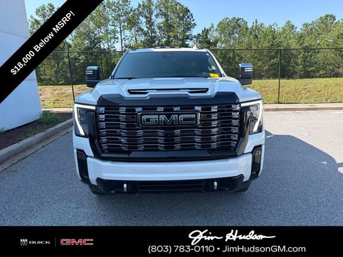 Used 2025 GMC Sierra 3500 Denali Ultimate AWD/4WD image 7