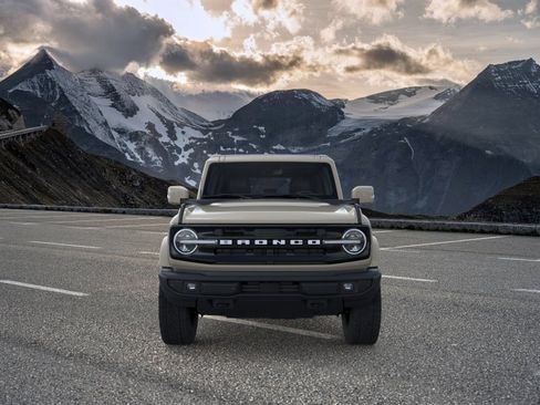New 2025 Ford Bronco Outer Banks AWD/4WD image 6