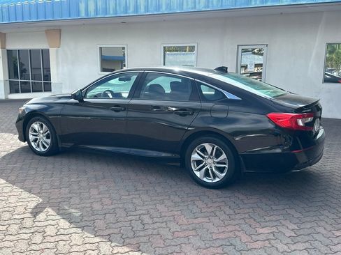 Used 2018 Honda Accord LX image 3