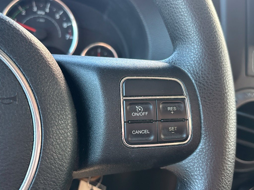 Used 2012 Jeep Wrangler Sport AWD/4WD image 18