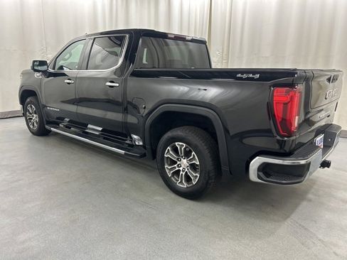 Used 2022 GMC Sierra 1500 SLT image 4