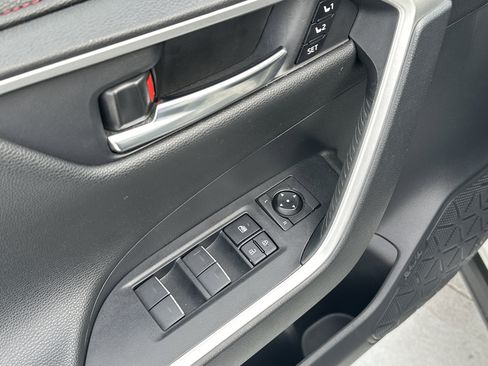 Used 2022 Toyota RAV4 XSE w/ Premium Package image 15