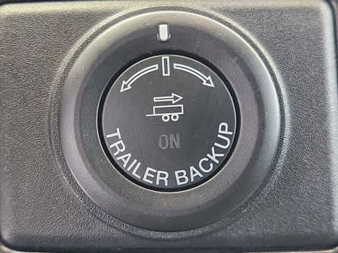 Used 2021 Ford Expedition Limited image 22