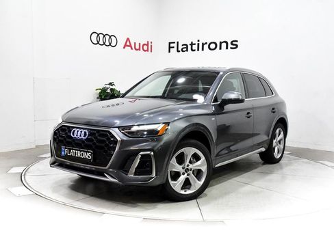 Certified 2025 Audi Q5 2.0T Premium Plus w/ Premium Plus Package image 4